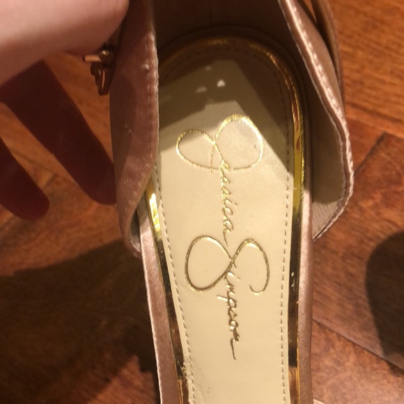 Jessica Simpson heels - Picture 4 of 8